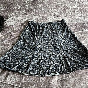 Reitmans women's Size 8 Petites summer skirt 3/$25